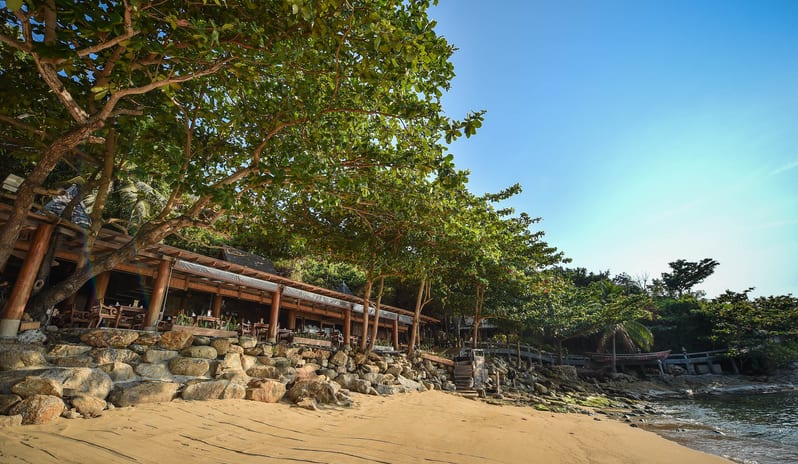 By the Sea Bar and Restaurant 4_792